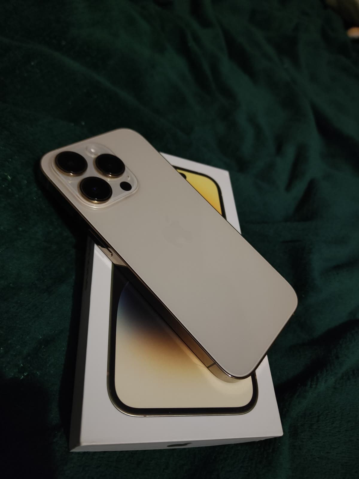 iPhone 14 Pro — System-Verified Access Campaign